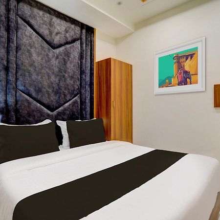 Hotel O Sun Light Amhedabad Dış mekan fotoğraf
