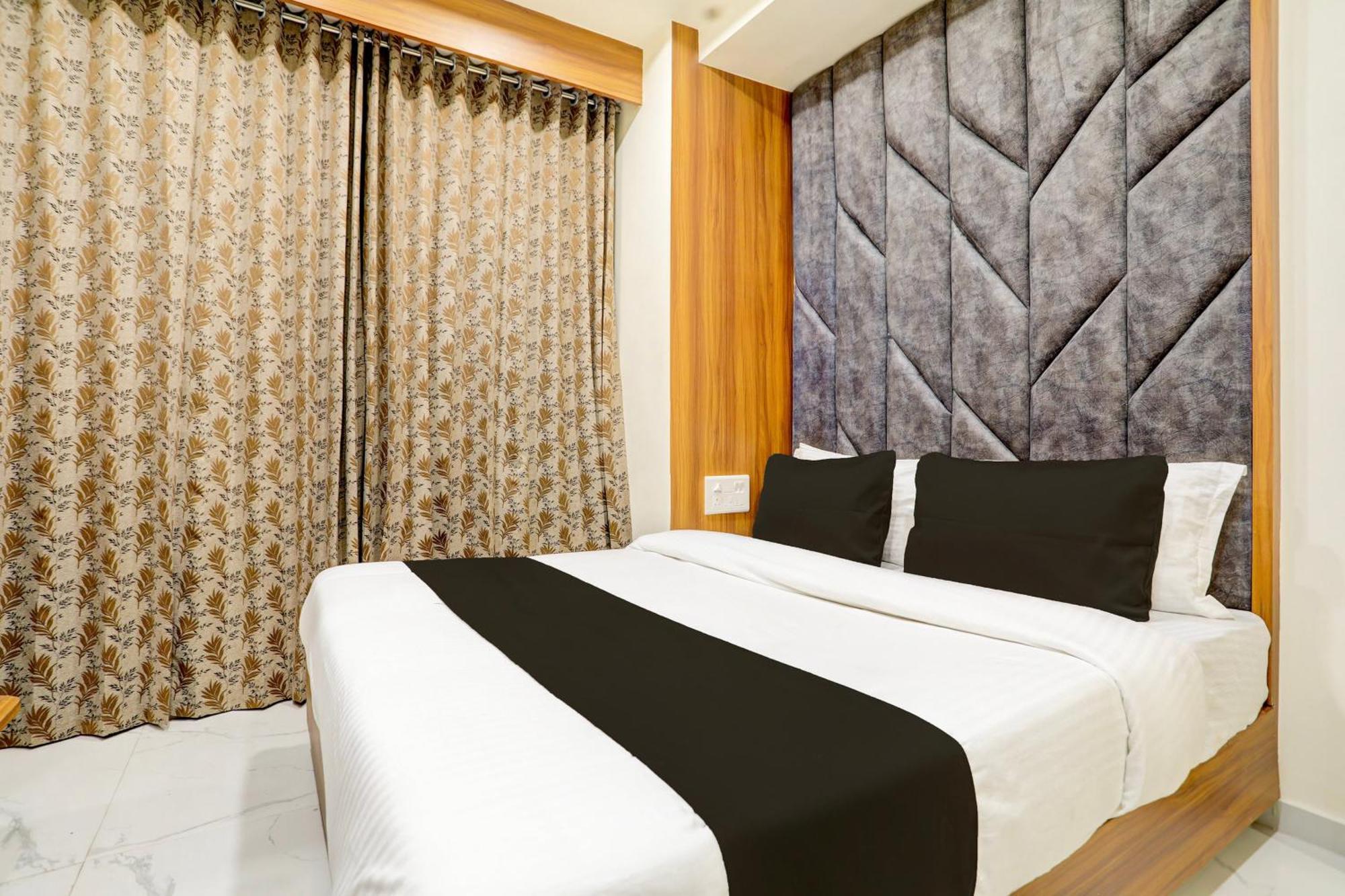 Hotel O Sun Light Amhedabad Dış mekan fotoğraf